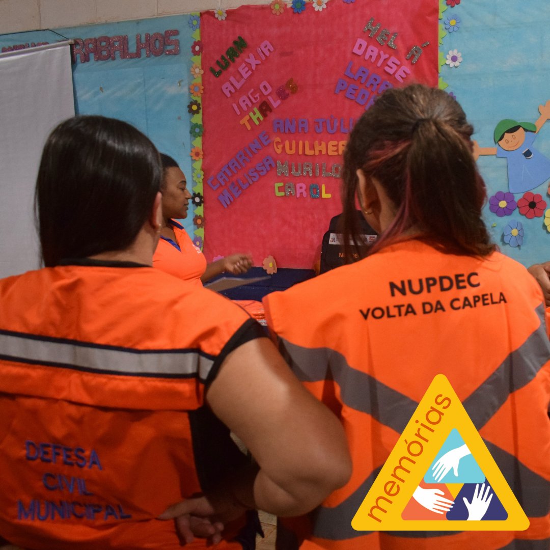 DCBarraLonga's tweet photo. O Plano de Ação Comunitária prioriza a segurança da comunidade. em setembro de 2022, tivemos uma oficina dedicada a ele.

Com objetivo de fazer com que a comunidade deixe de trabalhar na RESPOSTA, e passe a trabalhar na PREPARAÇÃO E PREVENÇÃO.

#gestaoderisco 
@h3mambiental https://t.co/V2PzK69dik
