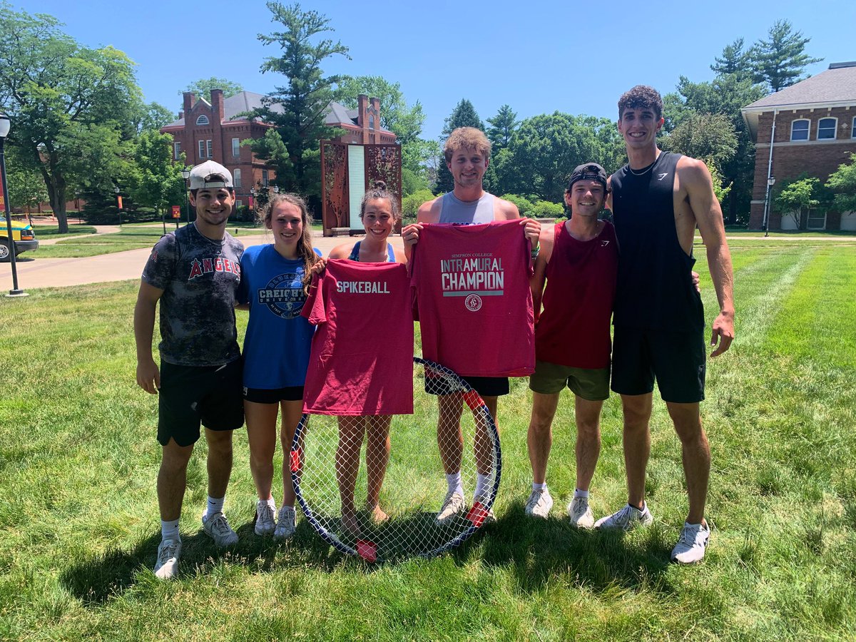 SC_intramurals's tweet photo. IM Summer Spikeball Champs-Julia &amp; Eli 🥇💥#scim https://t.co/f3i3UTbbwv