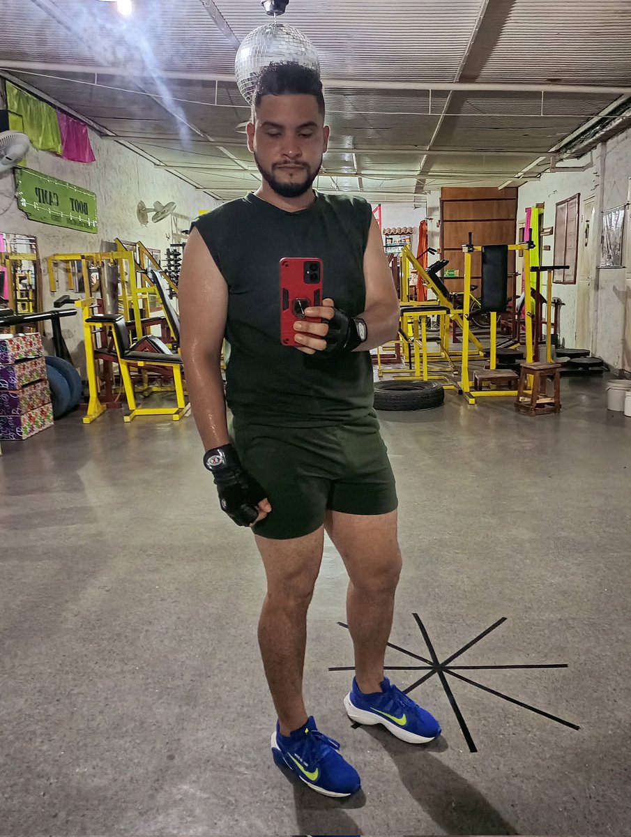 _SoyElvis's tweet photo. 💪💪 https://t.co/ozBGj09CUt