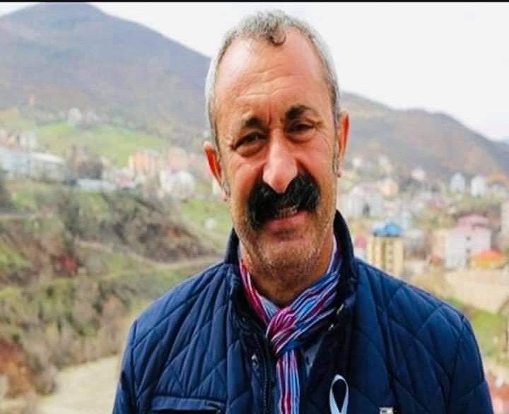 BrcTvAjans's tweet photo. Ovacık'ta geçtiğimiz yıl 102 öğrenci üniversite sınavına girdi ve tamamı yerleşti Bu 102 öğrencinin 78'i ürettiğimiz fasulye ve nohuttan sağlanan burs ile okuyor. Komunizm budur, vatan hainliği değil... https://t.co/wrKvnDXxxB