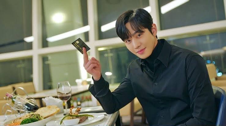 Kdrama girls cannot relate sha. Dating wealthy men is their hobby. 🤭🤭🤭🤭 

'Do you know what my love for you and this credit card have in common? They both have no limit.' 💀