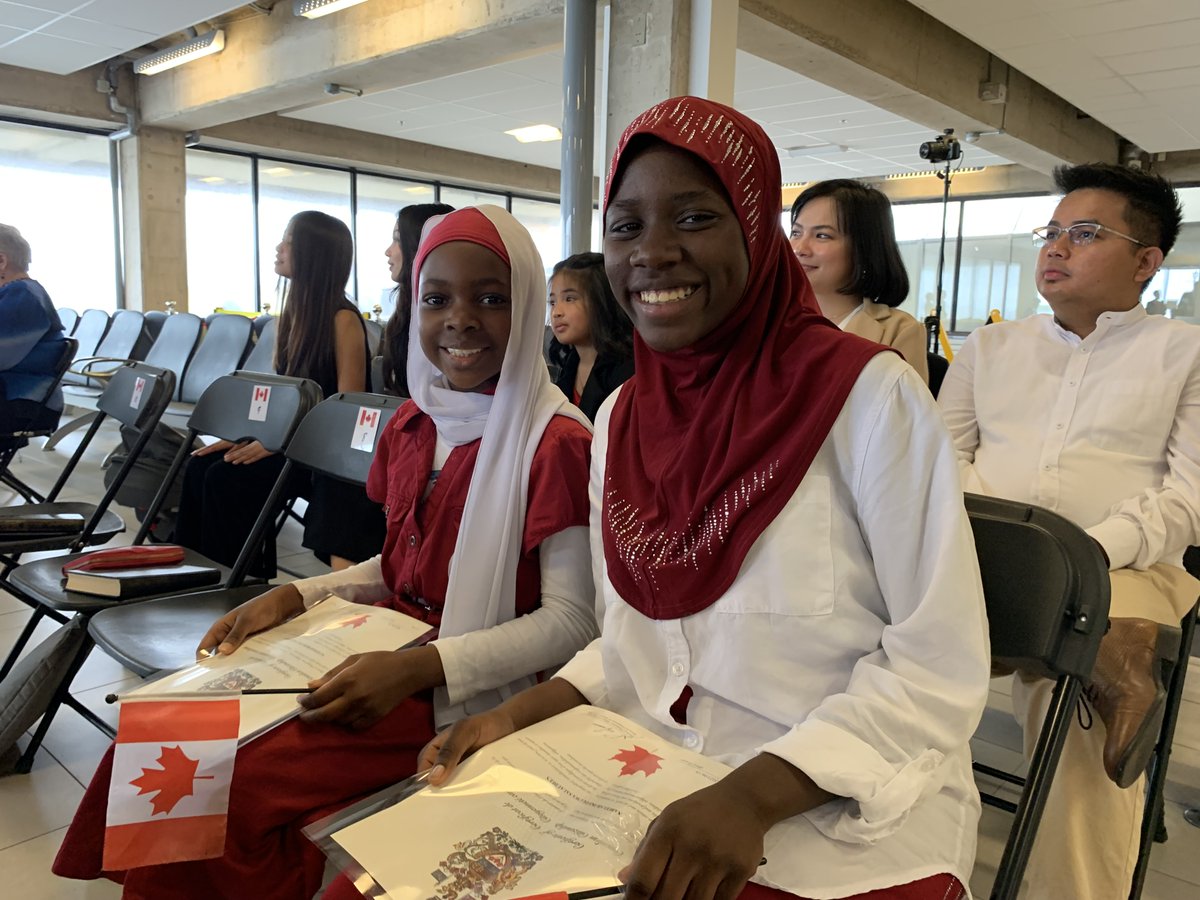 CitImmCanada's tweet photo. Congratulations to the 15 people who became Canadian citizens at a special citizenship ceremony in #Dartmouth with Minister Fraser! We’re so happy to welcome you to the Canadian family. 🍁🎉#MyCitizenship https://t.co/9i4KzRG54A