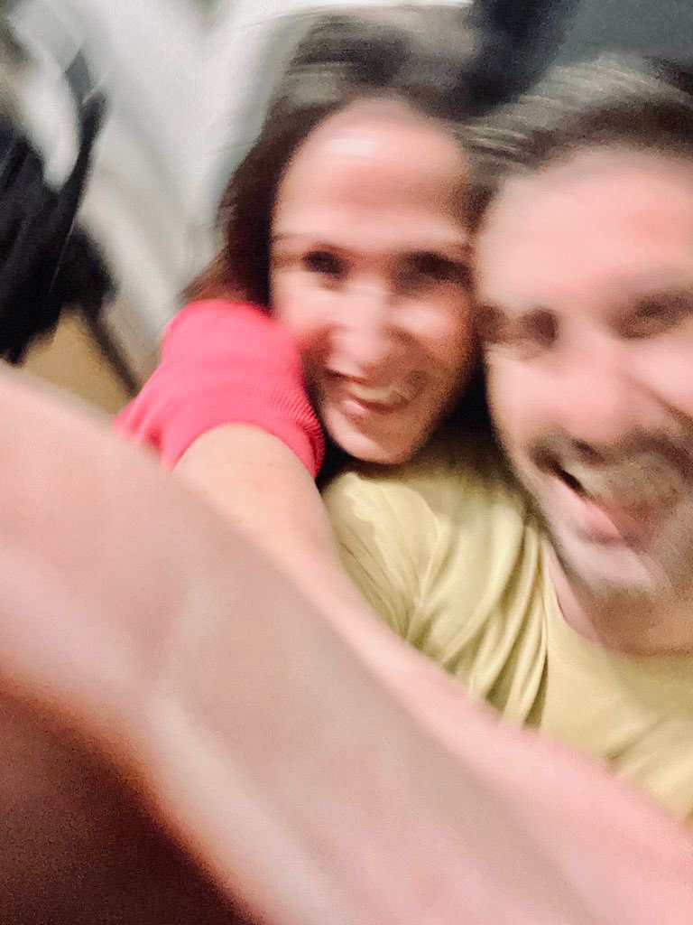 Malú tweet media