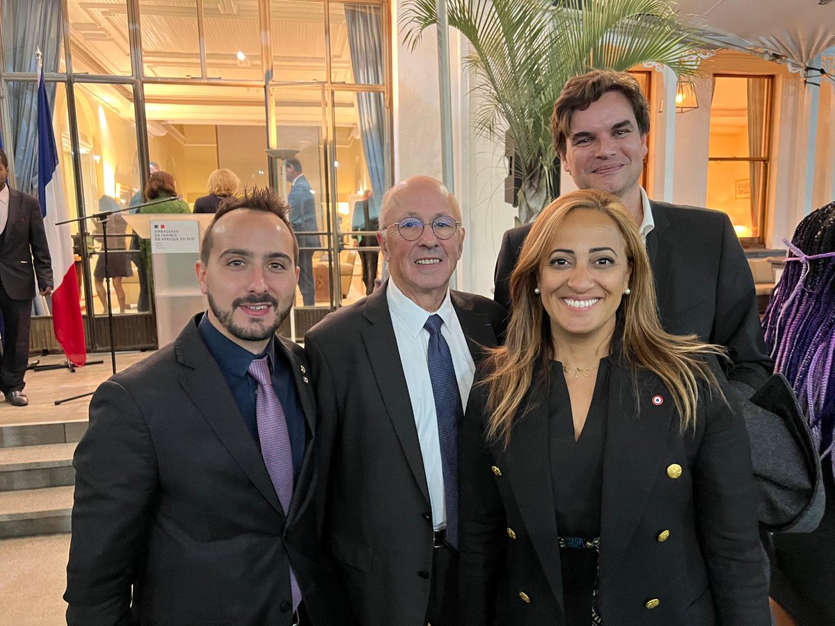 Amelia_LKF's tweet photo. #DirectCirco 
📌Les relations France-Afrique du Sud 🇫🇷🇿🇦 à l'honneur📌
Heureuse d'accompagner la ministre @MinColonna pour cette visite officielle qui contribue à la consolidation de notre coopération dans de nombreux domaines #Education #Securité #Santé #culture #cybercrime https://t.co/YC3ACTvb9W