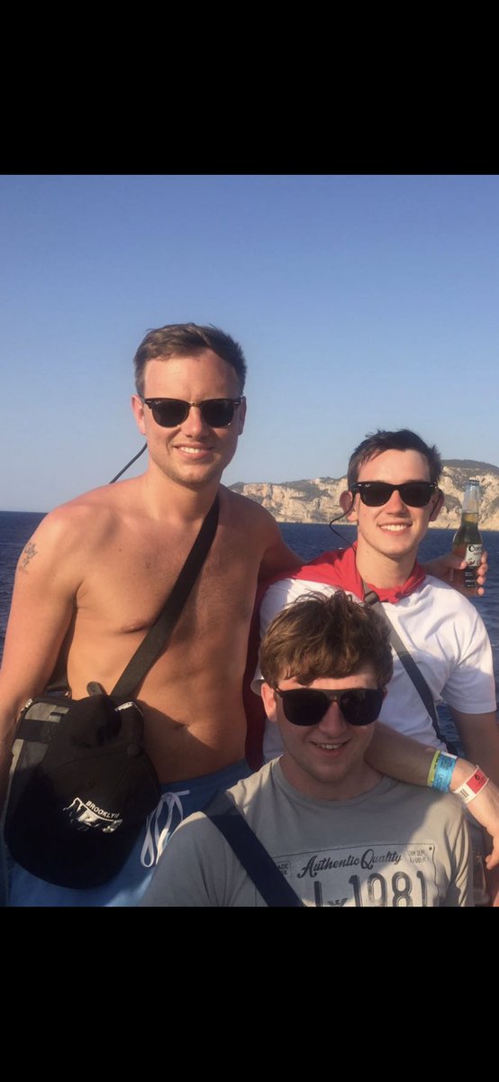 jay_smigga's tweet photo. Rest easy lewy your going to be missed. Love you lad ❤️❤️ https://t.co/F6rwxjOQnY