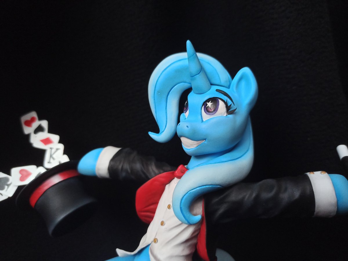 Rotmord's tweet photo. My last work that I finished today. Poker Master Trixie. She is available for $250. Contact me for ordering 

#mlp #pony #mlpfim #brony #mylittlepony #trixie #sculpture https://t.co/dCAMq6rXOl