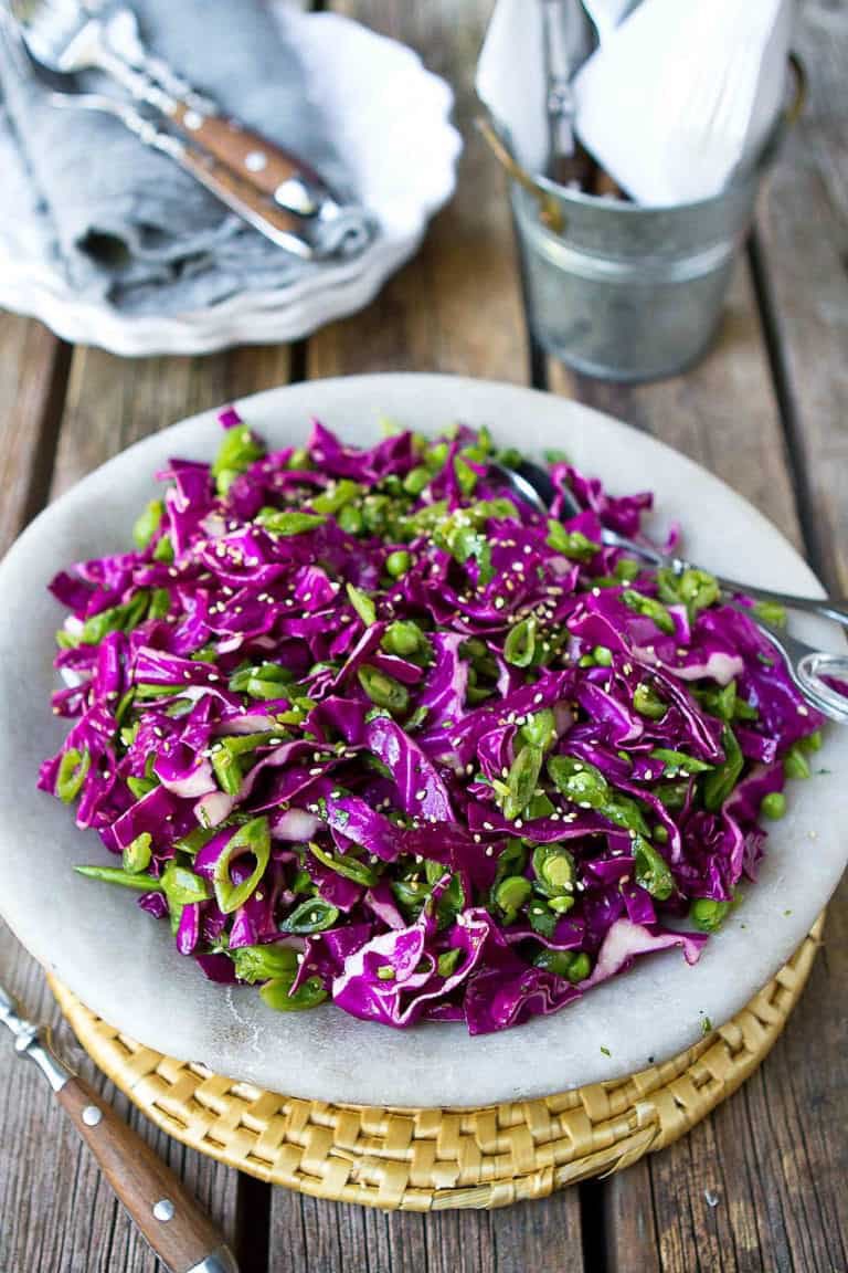 schmoozequeen's tweet image. #Vegan Hoisin Snap Pea &amp;amp; Red Cabbage Slaw Recipe 
#SnapPeas #RedCabbage #Slaw #Hoisin #Cilantro #GreenOnions #SesameSeeds 
cookincanuck.com/hoisin-snap-pe…