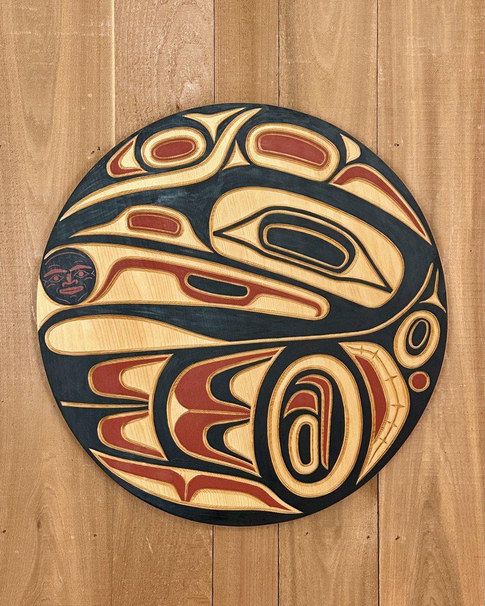 ‘Skaw Achgh’ (#Raven) panel by Jim Charlie (Coast Salish).
spirit-gallery.com/shop
#art #carving #cedar #nativeart #westcoastart #firstnationsart