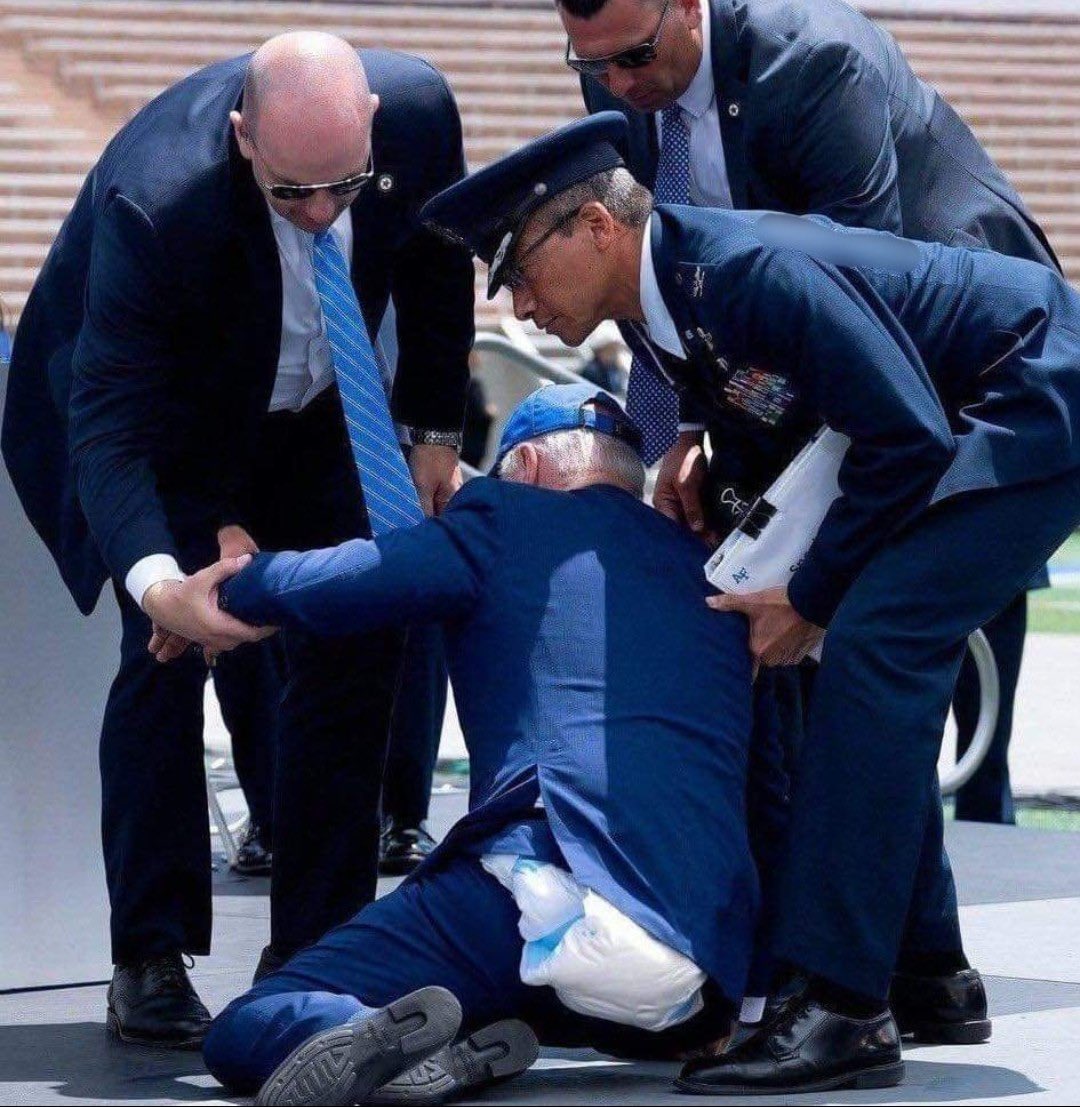Erdoğan’ı indireceğiz diyen Biden’in g.tünde ki nedir?😀