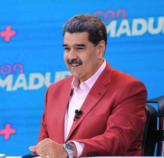 EfrainM46203171's tweet photo. #JuntosPorCadaLatido
@NicolasMaduro @EfrainM46203171 
@BonosSocial @zulaymalave1 
@Mippcivzla @ConElMazoDando 
@dcabellor 
@edgaralm2020 
#ConMaduroPalante 
@EfrainM46203171 
@zulaymalave1
@preciosomipresidente
@Dioslocuidesiempre https://t.co/E0jOog1T8Q
