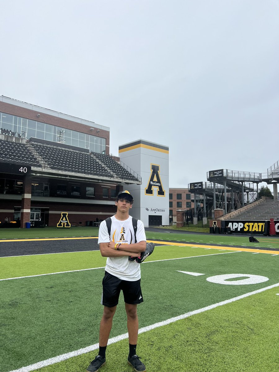 princetonortizz's tweet photo. Had a great time at the Appalachian State specialist camp. Went 11/12 in the Last man standing competition (miss-top of the goalpost from 41) Also working on getting into punting and trying to stay consistent. I would like to thank @CoachDeGraf23 and @BrianHainesb for inviting me https://t.co/YUy77pYMWD
