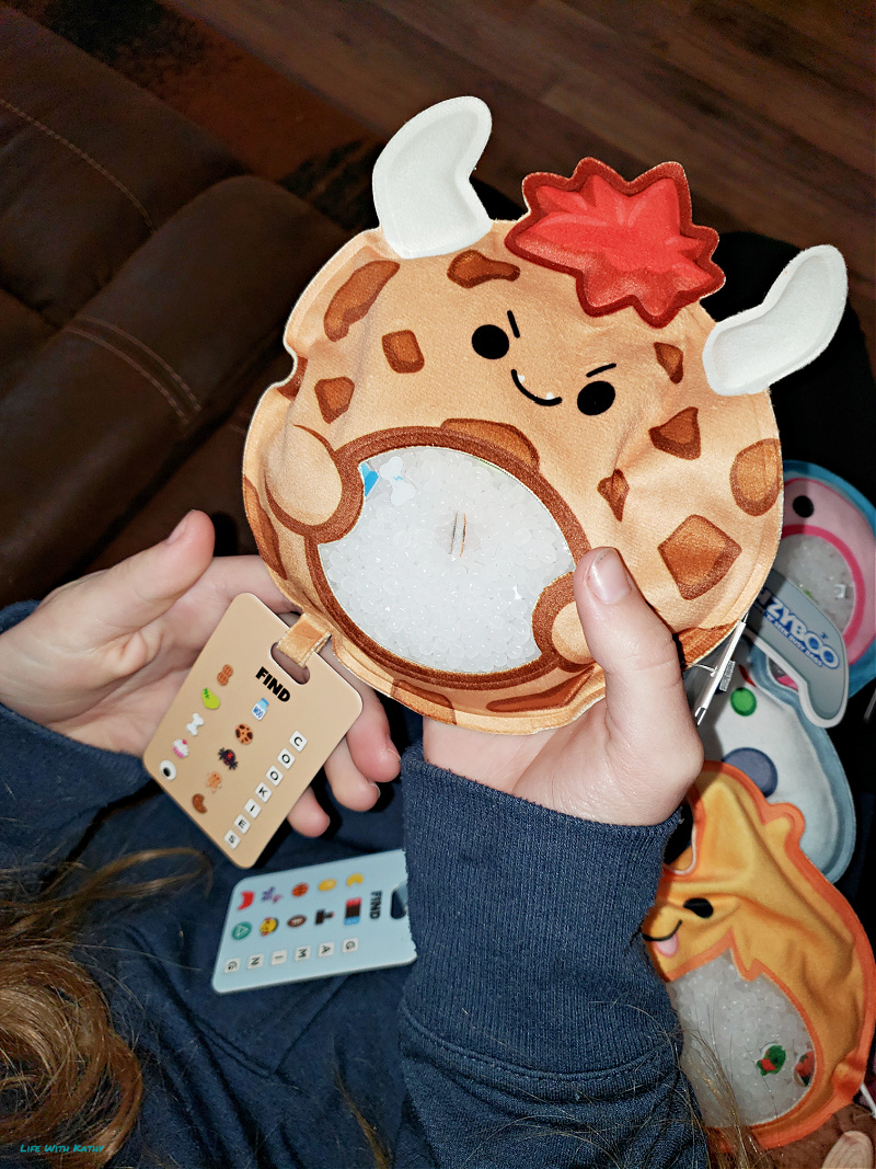 LifeWithKathy's tweet image. #ad These new BIZYBOO Hide ’N’ Seek Busy Bags from Vango are great for kids. Find hidden objects inside &amp;amp; even spell words. Also help improve fine motor skills, concentration &amp;amp; problem solving abilities. Find them at Walmart. mavely.app.link/e/5ArwZDFvLAb #Vango #VangoToys #Walmart