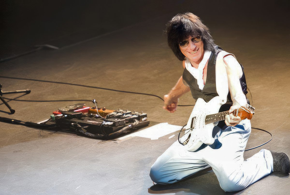Voodoo_Lab's tweet photo. Happy birthday to the late, great Jeff Beck. One of the most unique and influential guitarists to ever live. https://t.co/UivYejUyXz