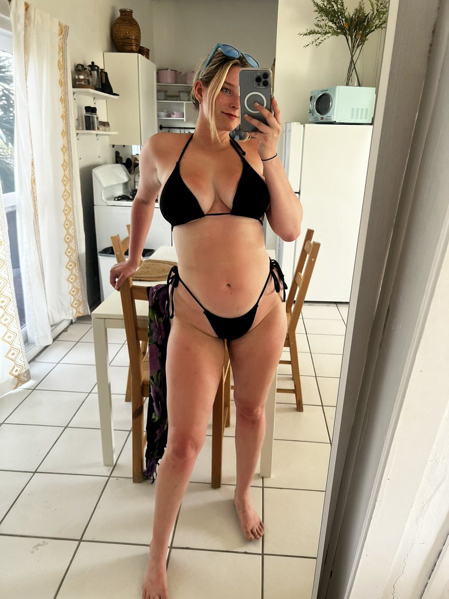 TheNicoleT on Twitter: "Do u need a snack?"