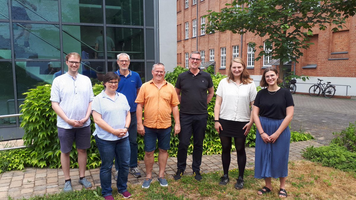 Leibniz-Institut für Raumbezogene Sozialforschung (@irserkner) on Twitter photo Heute hat uns <a href="/IsabelleVandre/">Isabelle Vandre</a>, MdL #Brandenburg, Sprecherin für Hochschul-, Wissenschafts- & Forschungspolitik, Kulturpolitik, Stadtentwicklungs-, Bau-, Wohnungs- & Mietenpolitik der <a href="/linke_ltbb/">Linksfraktion Brandenburg</a> besucht. Danke für das Interesse und den Austausch! #Wissenschaft #Wohnen #Kultur Heute hat uns <a href="/IsabelleVandre/">Isabelle Vandre</a>, MdL #Brandenburg, Sprecherin für Hochschul-, Wissenschafts- & Forschungspolitik, Kulturpolitik, Stadtentwicklungs-, Bau-, Wohnungs- & Mietenpolitik der <a href="/linke_ltbb/">Linksfraktion Brandenburg</a> besucht. Danke für das Interesse und den Austausch! #Wissenschaft #Wohnen #Kultur