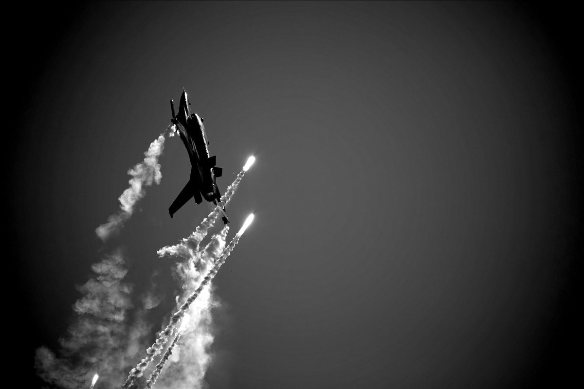 FA-87 Dream Viper

FA-16 AM Viper solo display

Belgian Air Force @beAirForce

<a href="/Motrilairshow/">Motril Airshow</a> 2023

#motrilaurshow2023 #avgeek #planespotting #bnwphotography #bnw #blackandwhitephotography #blackandwhite #blackandwhitephoto  #Monochrome