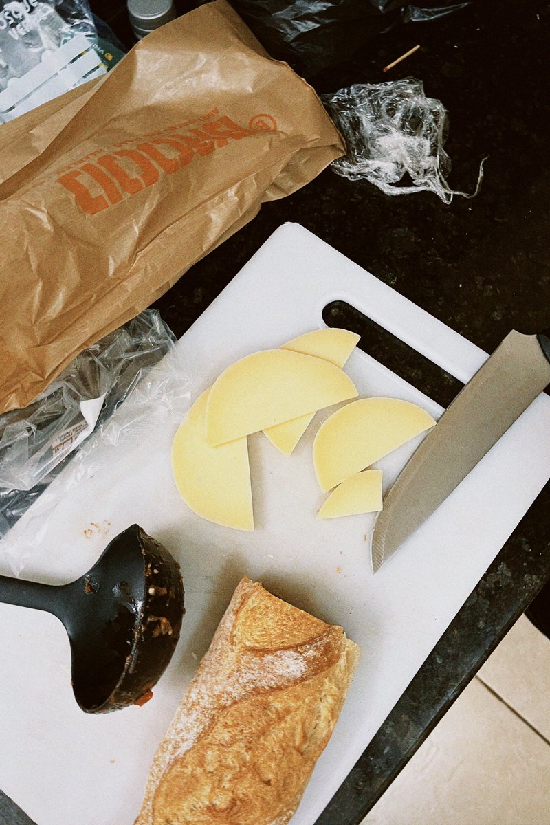 Ma quindi che hai fatto di bello nel weekend? 

Ho mangiato. Tanto.