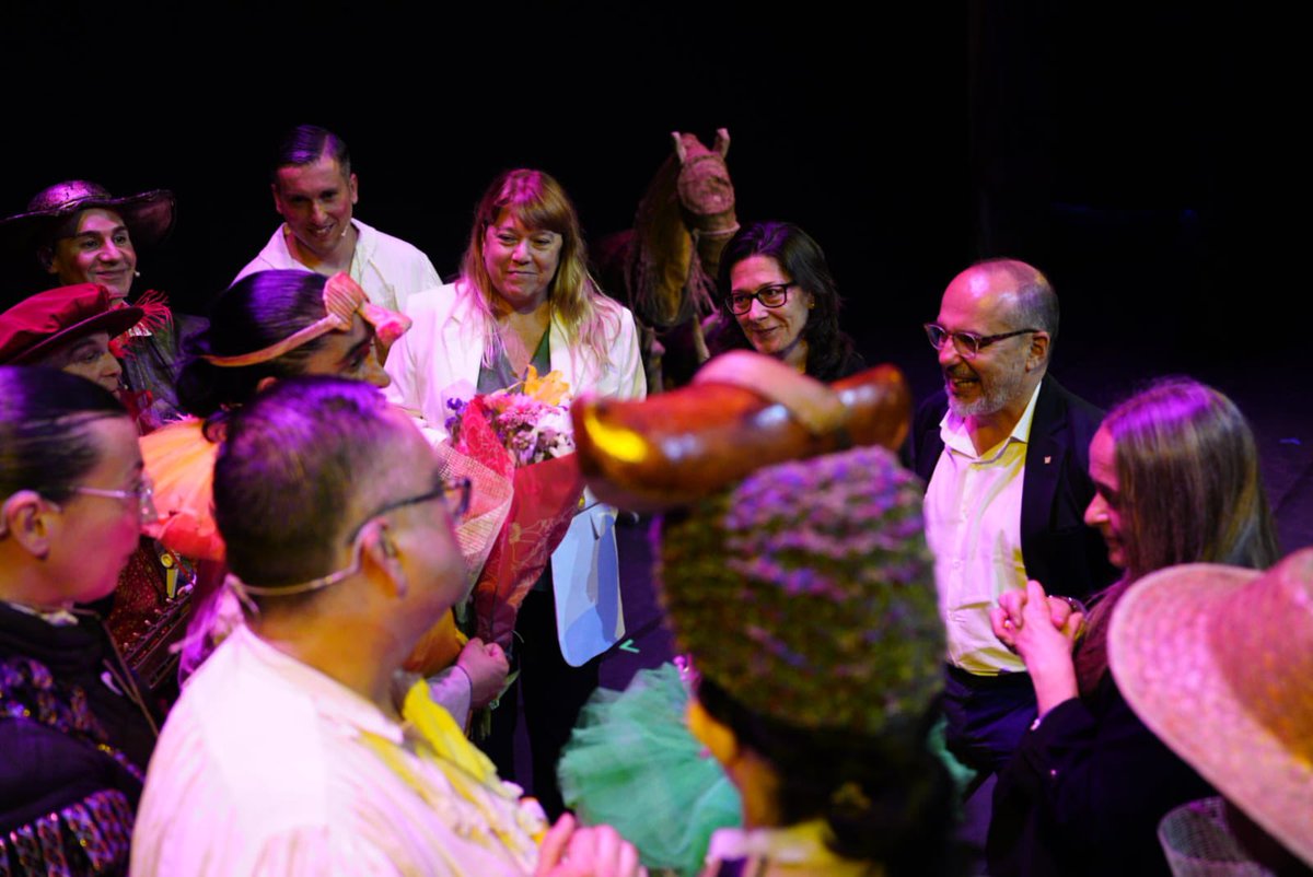 carles campuzano tweet media