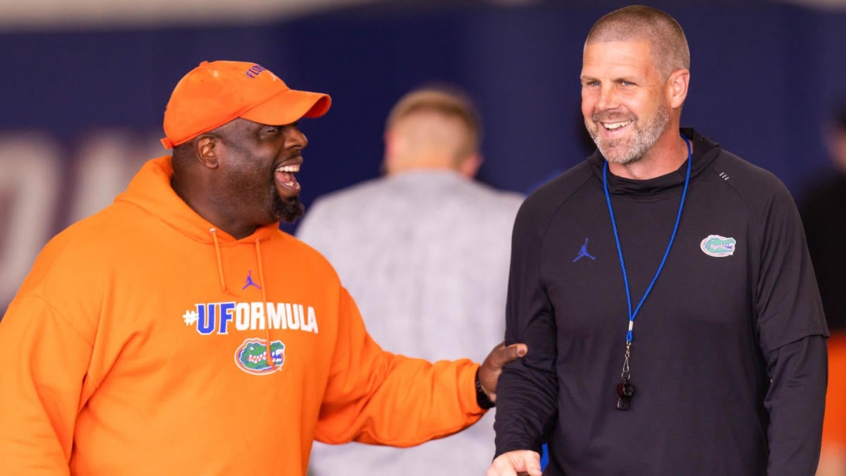 Florida football recruiting: Gators skyrocket in rankings with key commitments during official visit weekend https://t.co/zXjCb12K0V https://t.co/mtYZnI6LCj