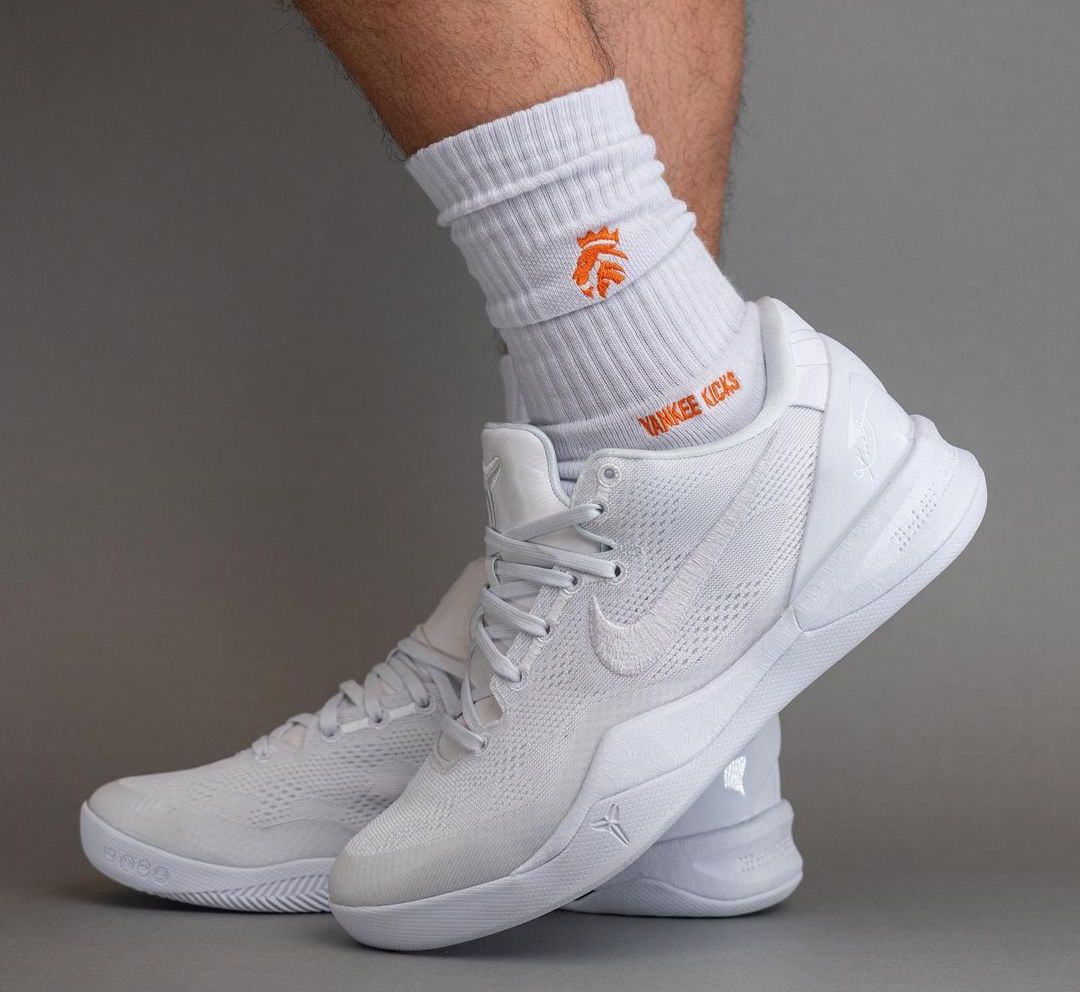 Feodaal Oriëntatiepunt Bij JustFreshKicks on Twitter: "Nike Kobe 8 Protro "Triple White" Releasing in  August 🤍 https://t.co/8WxIjnsxbE https://t.co/9Dwsul46rA" / Twitter