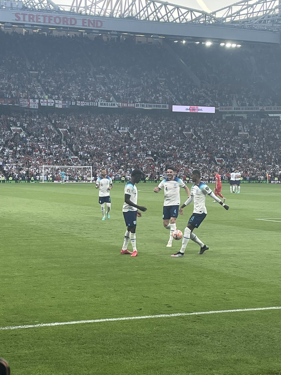 Josh64287's tweet photo. Outrageous Finish @BukayoSaka87  #ENGNORTHMACEDONIA https://t.co/rKw08fAImm