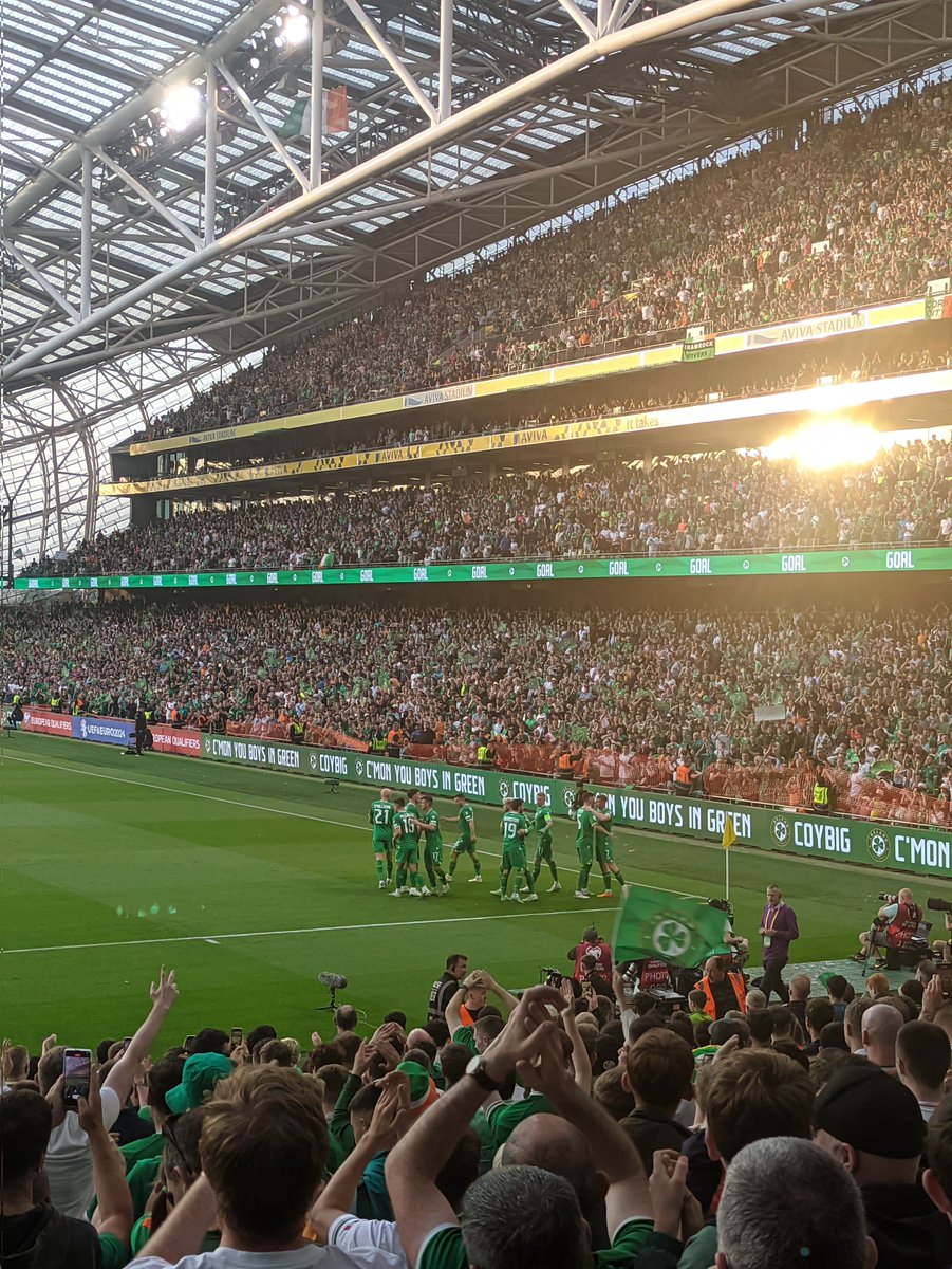 Good man Big Evan Ferguson 🇮🇪🇮🇪
Mikey Johnston changed the game. Few goals thankfully

#IRLGIB #COYBIG