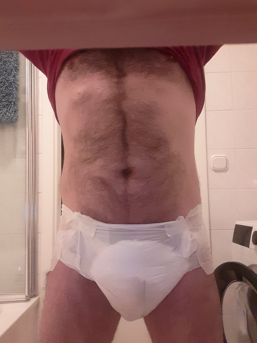 exposedDaddy3's tweet photo. #abdl #diaper #diaperdaddy 
All day at work  .... https://t.co/Ni3yWo6DyA