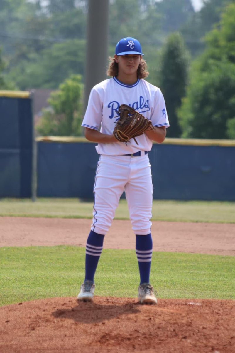 Monroe10Xavier's tweet photo. Another great Weekend, 6-15 at the PBR Kentucky 16u Summer Classic
.400 BA
4-1B
2-3B
2-SB
@PBRKentucky @PBRIndiana @BUncommitted @PBR_Uncommitted https://t.co/GKrpYVFFsj