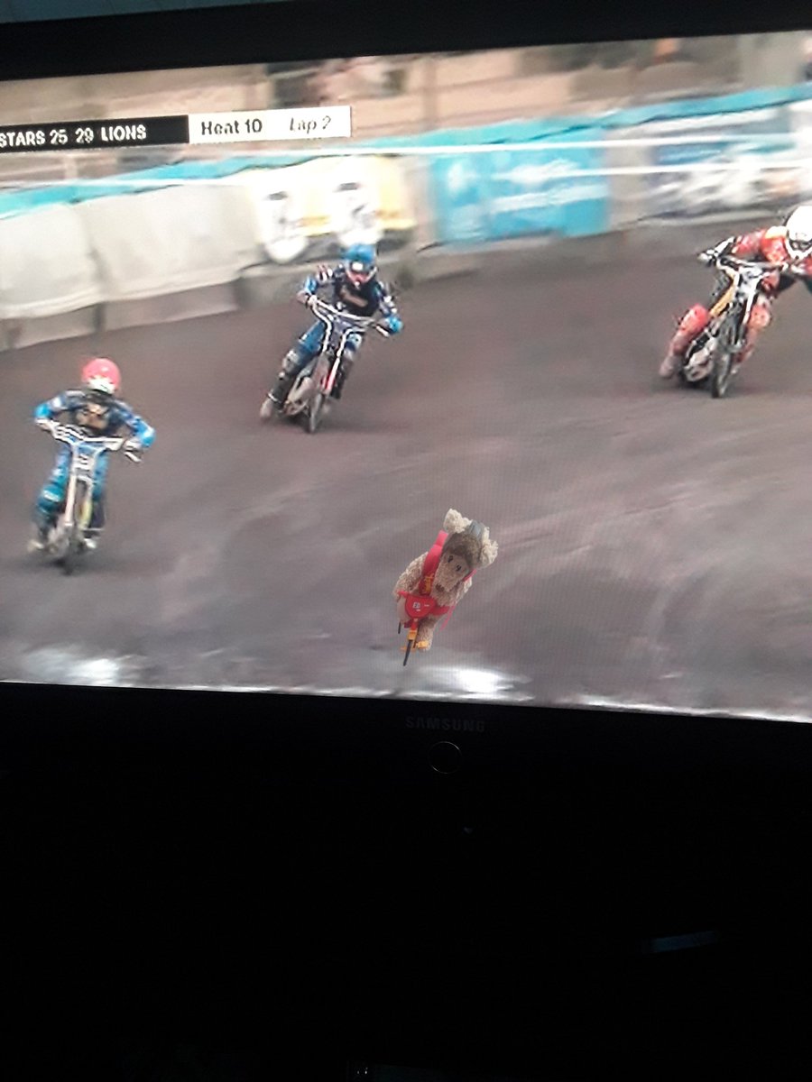 pissedbear's tweet photo. Get in 😉 @watchspeedway #KYLEI https://t.co/uM21QiGxgM