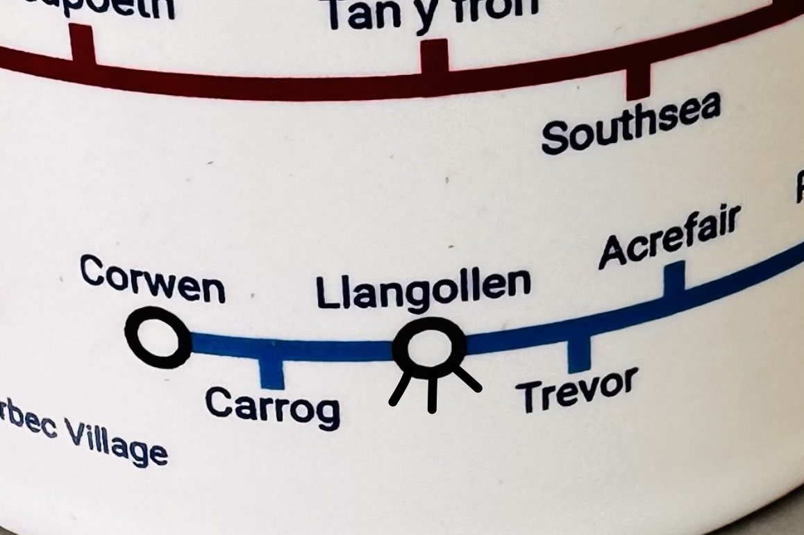 WalesMetro's tweet photo. 🏴DANNY WARD
#turwal #dannyward #llangollen https://t.co/SjIk5iexO8