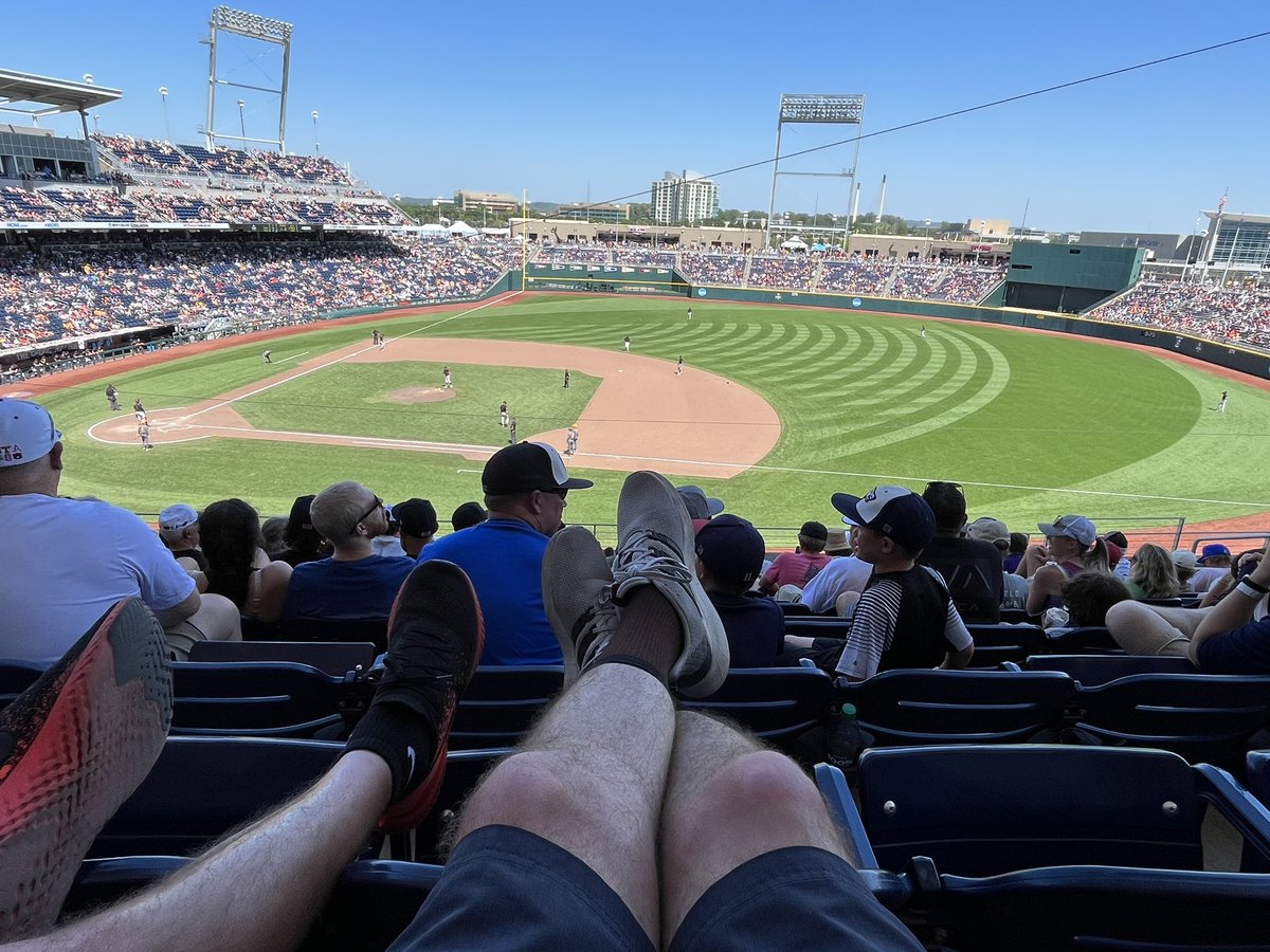 HunterPorritt10's tweet photo. @DALLASBRADEN209 view from the office #CWS https://t.co/f4SVluAO5Y