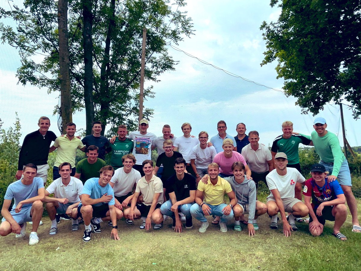 genemuiden2's tweet photo. Dat was ‘m dan!👌🏻

Vier dagen Maastricht als afsluiter van het tweede kampioenschap op rij in de Reserve Hoofdklasse. Wat een genot!☀️🥇 

Nu lekker een paar weken vakantie, tot later volgers!

#1TEAM1TAAK https://t.co/VRA0qaqduR