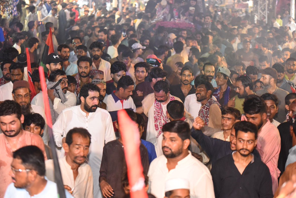 MayorQazi56029's tweet photo. Thank you Nawabshah for grand recepition..

@BBhuttoZardari https://t.co/vHo8DeHWee