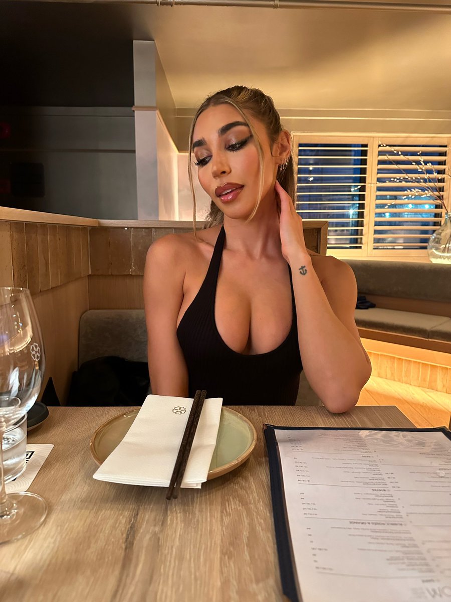 Chantel Jeffries tweet media