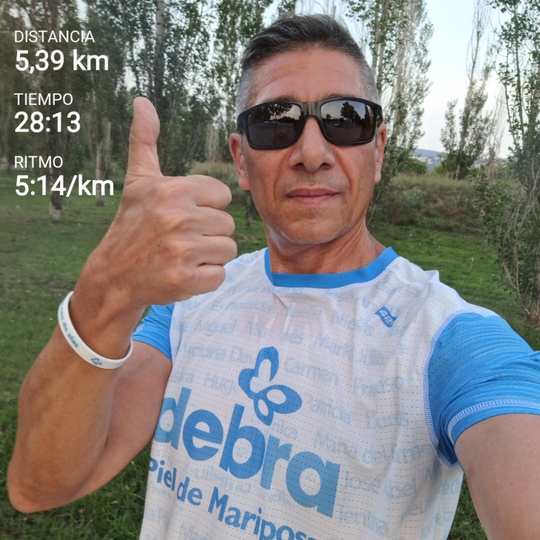 danisoriano70's tweet photo. Empezamos la cuenta atrás... tic tac..tic tac...
9️⃣9️⃣3️⃣‼️‼️
#runeveryday
#correcat
#day993
#metodosori
#RonhillSpain
#drinkingrunners #kmsxalimentos #nofunnorun
#mrfree
#amibola
#retodravet
#pieldemariposa https://t.co/koVvi4NqYT