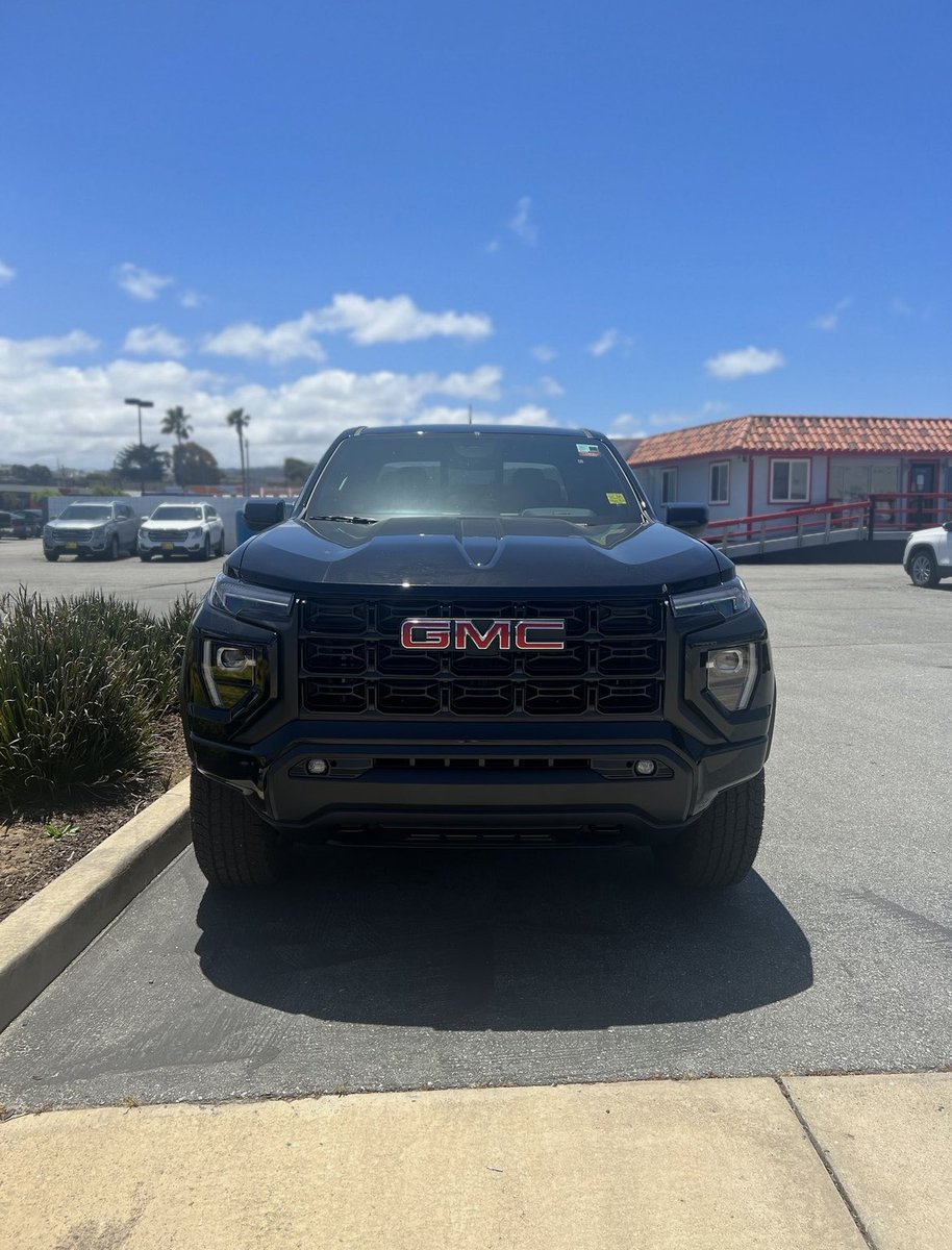 CardinaleGMC's tweet photo. Take a look at this brand new 2023 GMC Canyon Elevation 🤩 
It is currently available! 

For any questions reach out to our sales team! 📞 831-394-1233 https://t.co/ZAmOABO2lQ