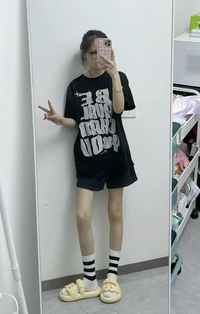 etudiet's tweet photo. 163cm &amp; 39kg https://t.co/9viEmehRYG