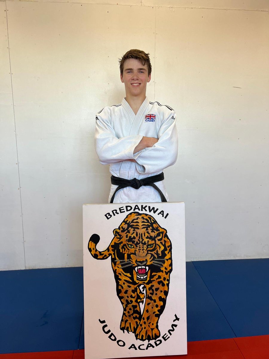 Good luck Isaac Hope yr12 ⁦<a href="/HaslingdenHigh/">Haslingden High</a>⁩ who is leaves tomorrow to travel to Luton Airport. Isaac will be representing Great Britain at the Euro Cadet Championships in Portugal. Isaac competes Friday in the -73kg(11st6lbs) category ⁦@MFL_HHS⁩ ⁦<a href="/DansTrust2012/">DansTrust</a>⁩