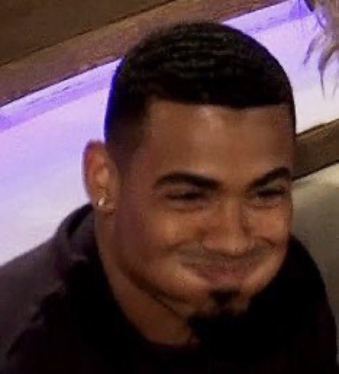 AdarellaEstella's tweet photo. Now I KNOW Whitney is behind that dance choreoography 😭😭 #LoveIsland https://t.co/Bn5d4G6Z5F