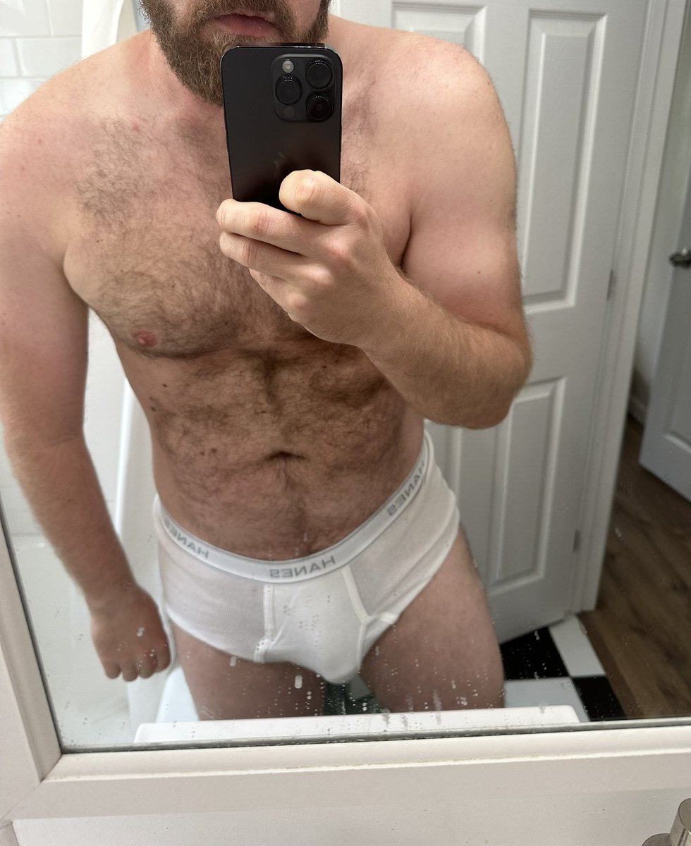 KevinJenner89's tweet photo. Some dirty mirror Hanes tighty whitey selfies for you https://t.co/9LbG8SJeXl