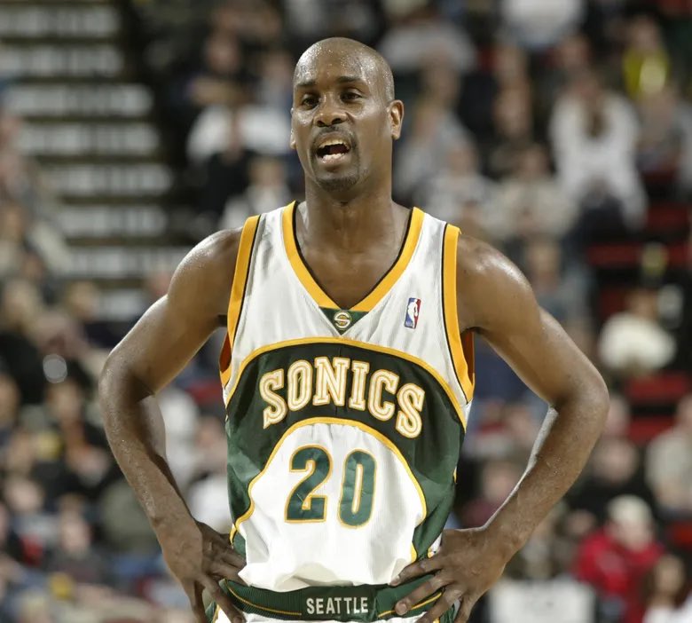 @Super70sSports Ray Allen for 6 months of Gary Payton, still the dumbest trade among many dumb trades in Bucks history.
