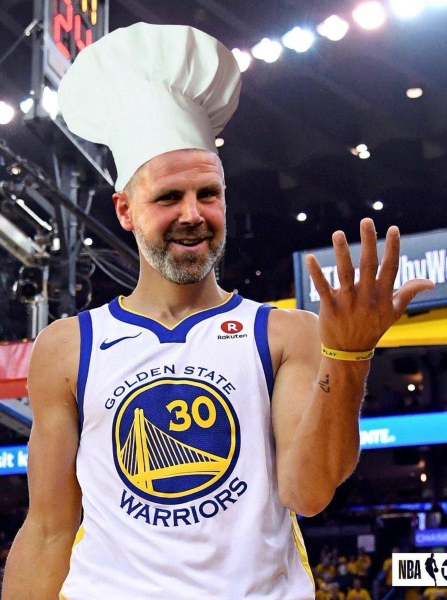 editology tweet media