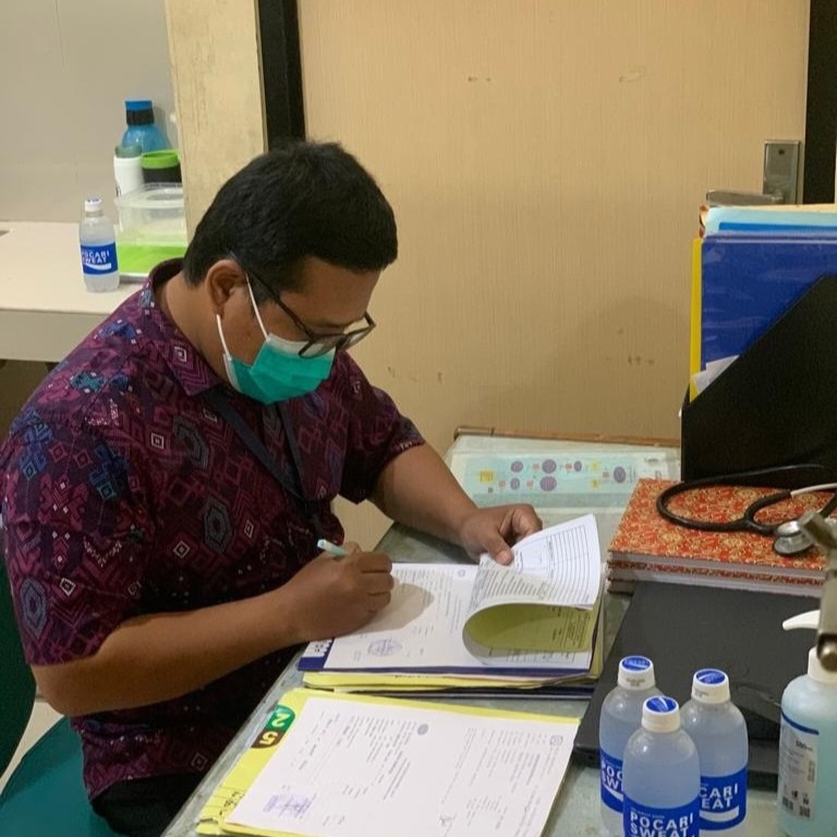 ediheryanto_'s tweet photo. Setelah pencabutan status darurat pandemi, jangan lupakan pentingnya menjaga cairan tubuh dengan baik. Jadi, pastikan untuk mengonsumsi minuman yang mengandung ION, agar tubuh kita tetap terhidrasi.💙 
#GoION #JagaCairanTubuh #CegahDemam
@pocariID https://t.co/muuxSJygUH