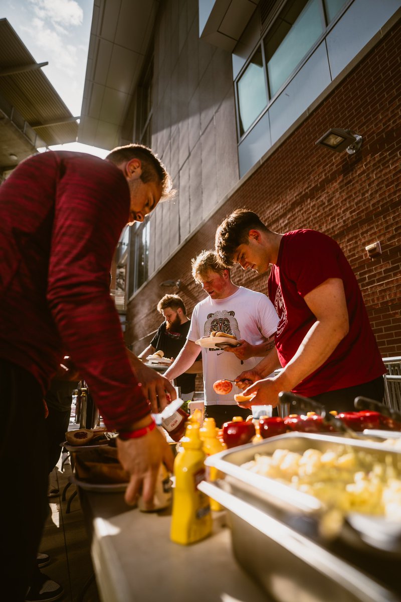eatin’ good🤞

#GoCougs | #WAZZU | #CVE23