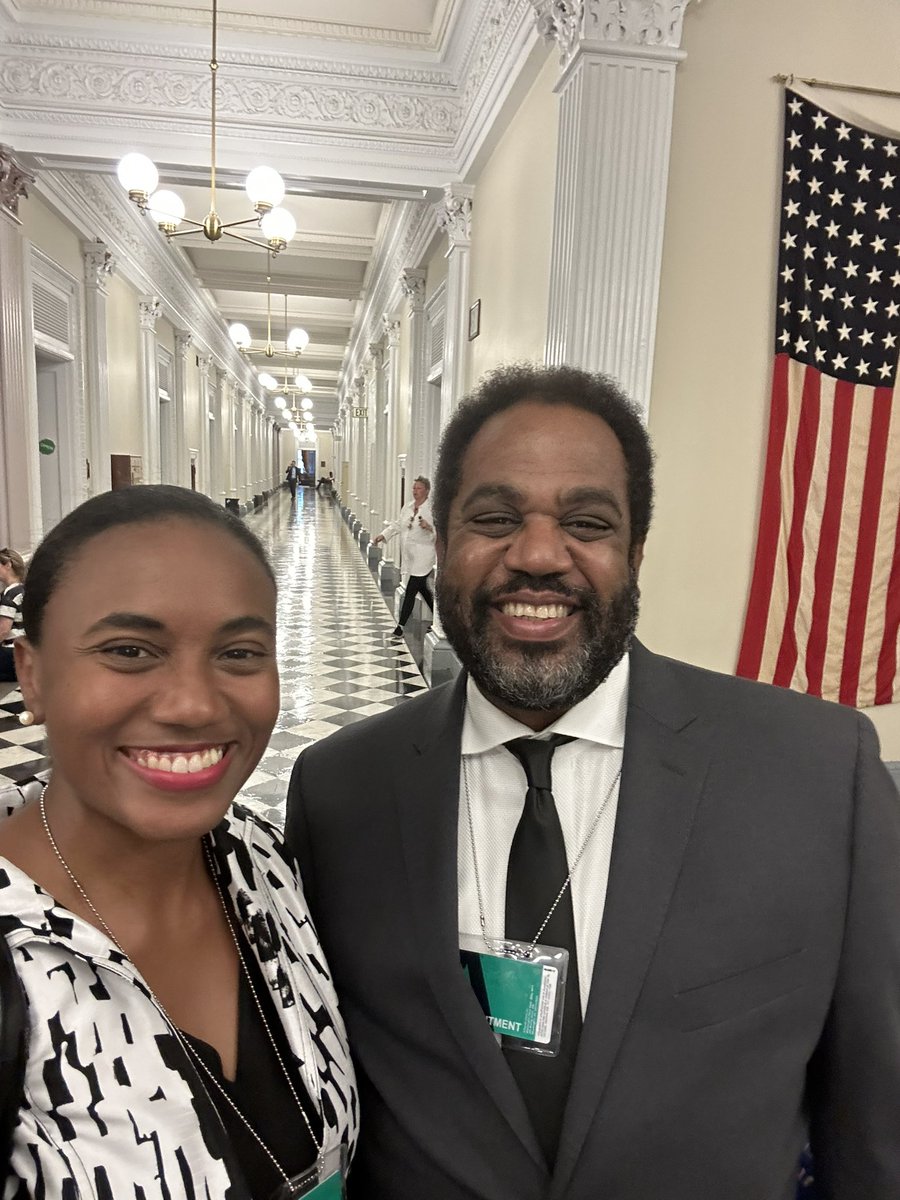 The People’s House. 
I was invited to D.C. to as an expert on gun violence research along with a great team including <a href="/JoJoRichardson2/">Joseph Richardson</a> . I kept thinking of my people whose hands built this nation and our continued fight to be recognized as <a href="/InAllWaysHuman/">In All Ways Human</a>. Happy Juneteenth ❤️🖤💚