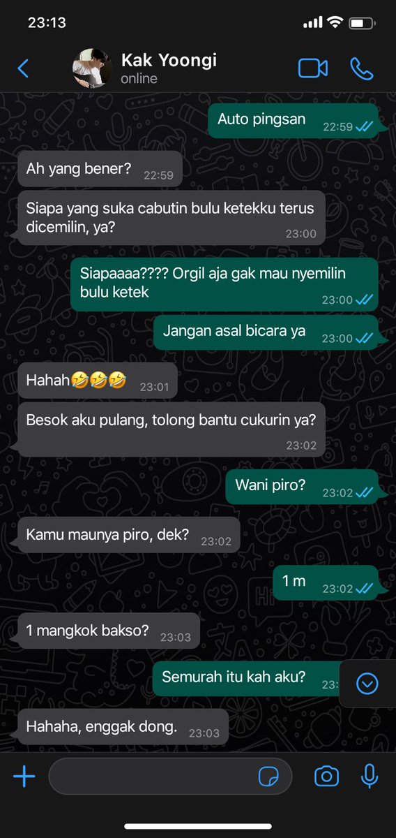micasa95_'s tweet photo. — Yoongi tweets au

; Minimal cukur.

(Hanya fiksi ya.) https://t.co/DZ1UrKWubF