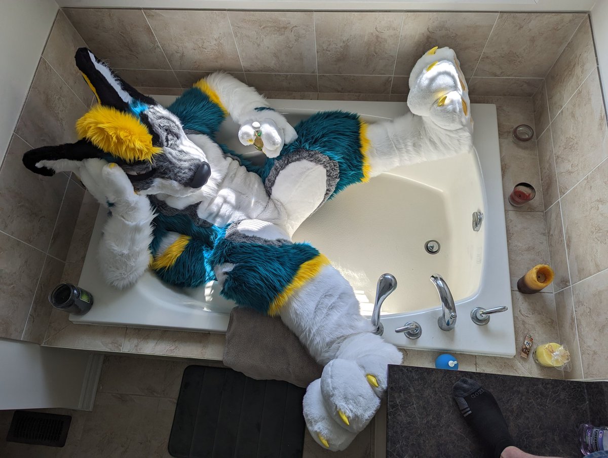 Uugghh, what happened yesterday?

🪡 <a href="/WaggeryCos/">Waggery Costumes</a>