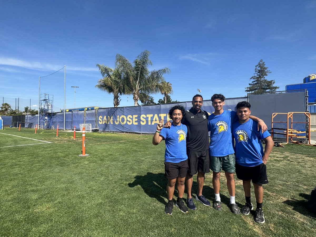 Few of our Vikings getting better at the @SanJoseStateFB camp over the weekend! @SeanNimuan Bradley Moyer and Chris Gonzalez getting better going into their junior season! #VikingPride