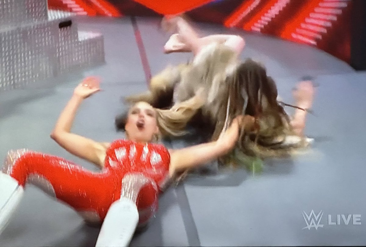 KylerL06's tweet photo. @WWE @maxxinedupri @WWEValhalla Hey @maxxinedupri did Lana have a garage sale?    LOL. J/K
Great job tonight!! https://t.co/iKgZoUhphl