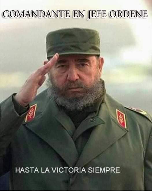 #FidelVive “Es el deber de los revolucionarios y de los intelectuales ser soldados de primera fila en el campo de la lucha con el pensamiento y con la acción” #FidelEntreNosotros #ACubaPonleCorazón
@CDIJUNCALITO221 
@cubacooperave_C